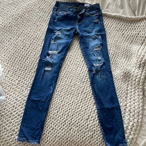 Dark wash skinny jeans